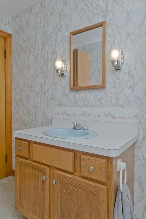 85 Simonich St, Chicopee, MA 01013 photo 25