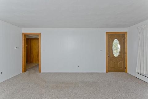 85 Simonich St, Chicopee, MA 01013 photo 6
