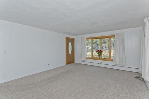 85 Simonich St, Chicopee, MA 01013 photo 4