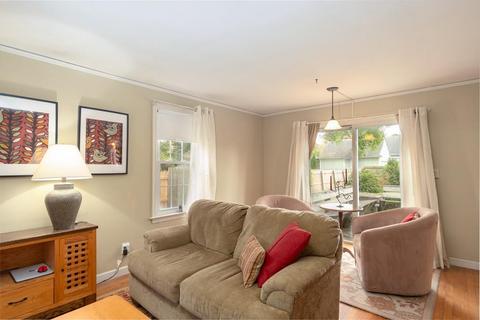 12 Sheldon Ave, Easthampton, MA 01027 photo 10