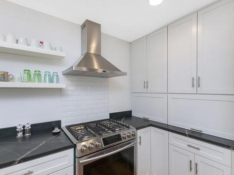 44 Harrison St #1, Brookline, MA 02446 photo 13