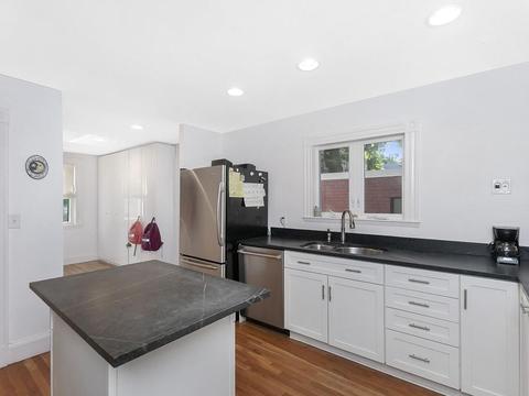 44 Harrison St #1, Brookline, MA 02446 photo 14
