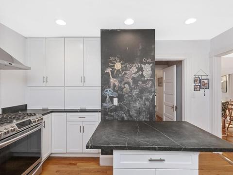 44 Harrison St #1, Brookline, MA 02446 photo 12