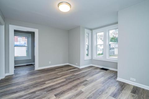 14 Walnut St, Ware, MA 01082 photo 9