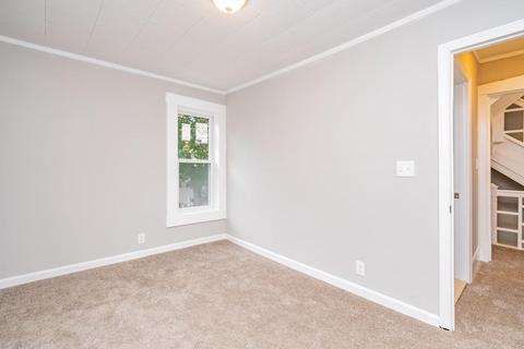 14 Walnut St, Ware, MA 01082 photo 15