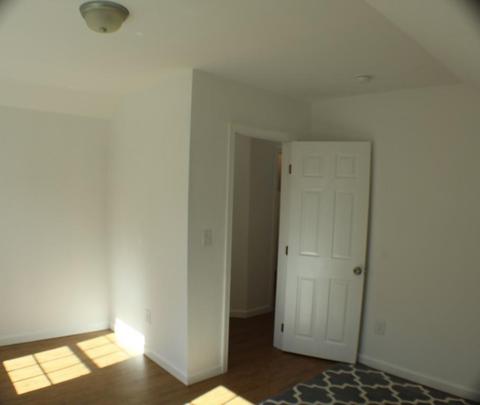 328 Transit St, Woonsocket, RI 02895 photo 11