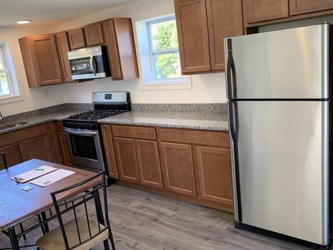 328 Transit St, Woonsocket, RI 02895 photo 4