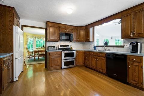 92 Middlesex St, Millis, MA 02054 photo 11