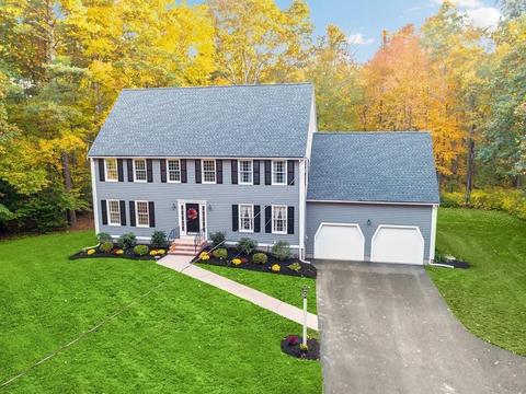 92 Middlesex St, Millis, MA 02054 photo 3