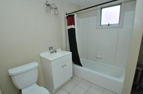 541 Springfield St, Chicopee, MA 01013 photo 5