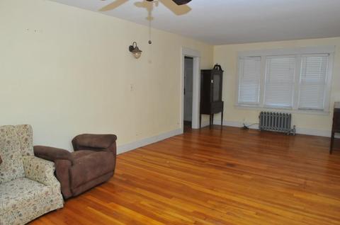 541 Springfield St, Chicopee, MA 01013 photo 6