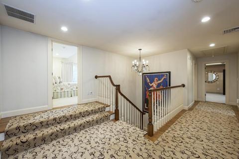 19 Southfield Ct, Needham, MA 02492 photo 14