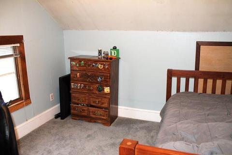 154 Skeele St, Chicopee, MA 01013 photo 12