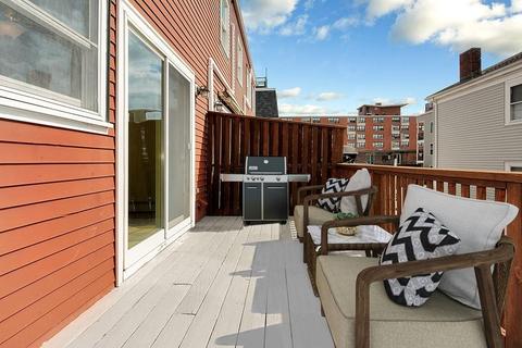 451 E 8th St, Boston, MA 02127 photo 8