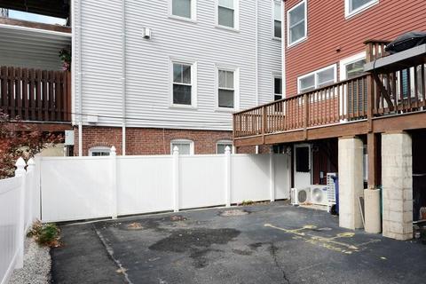 451 E 8th St, Boston, MA 02127 photo 9