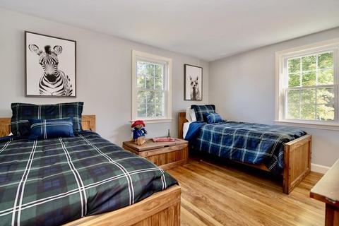 30 Vale Rd, Reading, MA 01867 photo 16