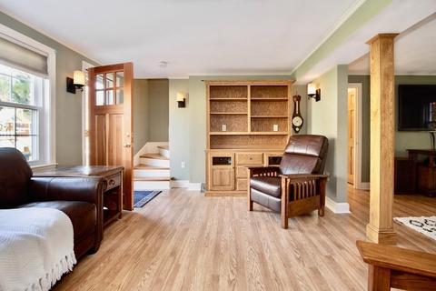 30 Vale Rd, Reading, MA 01867 photo 17