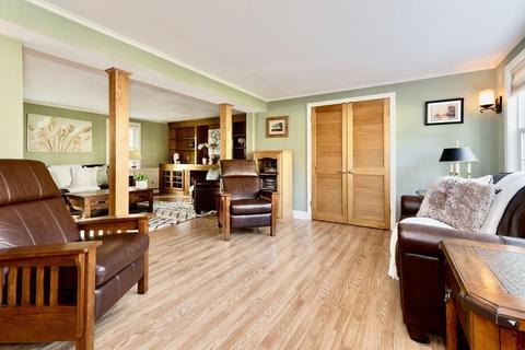 30 Vale Rd, Reading, MA 01867 photo 19