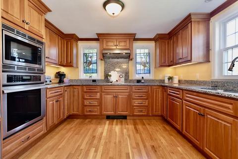 30 Vale Rd, Reading, MA 01867 photo 8