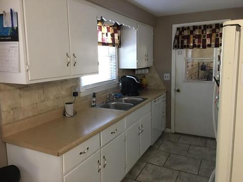 42 Casey Dr, Chicopee, MA 01020 photo 3