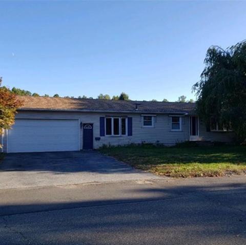 42 Casey Dr, Chicopee, MA 01020 photo 1