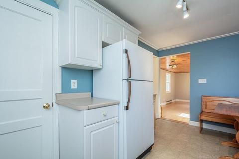 34 Maple St, Sterling, MA 01564 photo 8