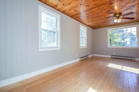 34 Maple St, Sterling, MA 01564 photo 6