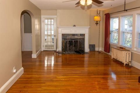 104 Audubon St, Springfield, MA 01108 photo 4