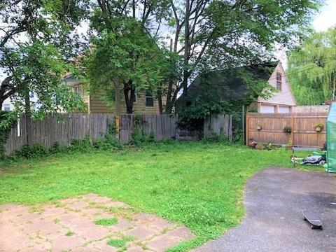 52 Acushnet Ave, Springfield, MA 01105 photo 10