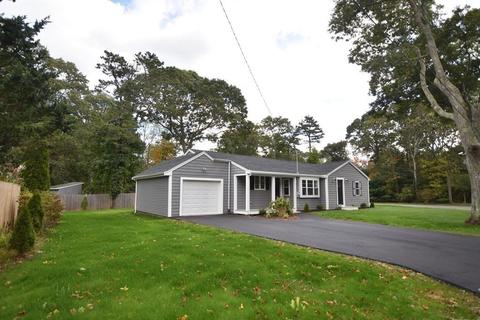 4 Crump Rd, Bourne, MA 02532 photo 2