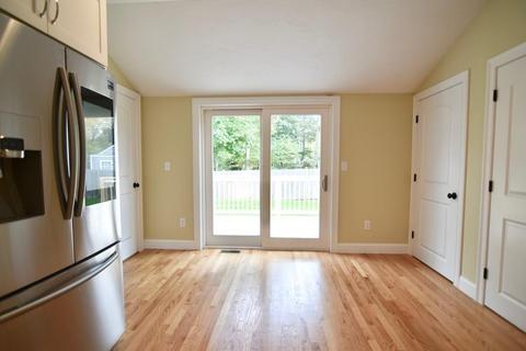 4 Crump Rd, Bourne, MA 02532 photo 11
