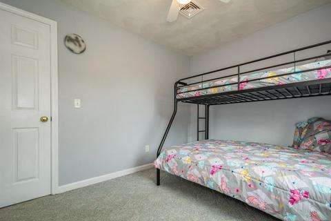 2 Nonquit St, Worcester, MA 01604 photo 18