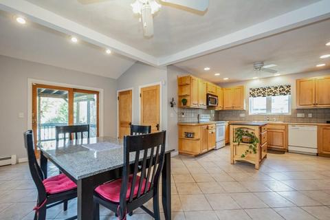 2 Nonquit St, Worcester, MA 01604 photo 13