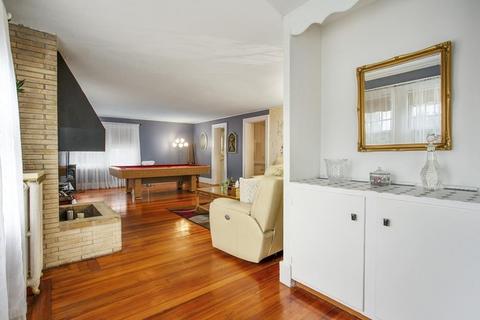 307 Union St, Springfield, MA 01105 photo 6
