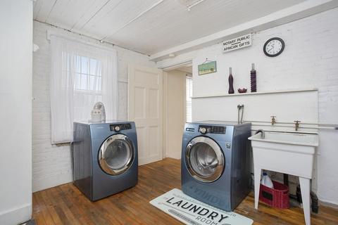 307 Union St, Springfield, MA 01105 photo 19