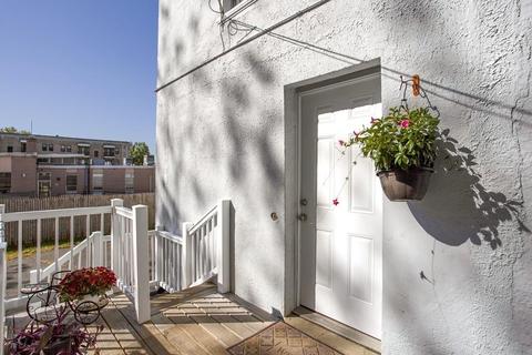 307 Union St, Springfield, MA 01105 photo 30