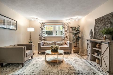241 Main St #C1, Reading, MA 01867 photo 1