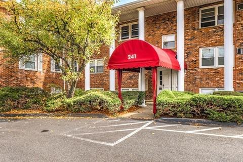 241 Main St #C1, Reading, MA 01867 photo 21