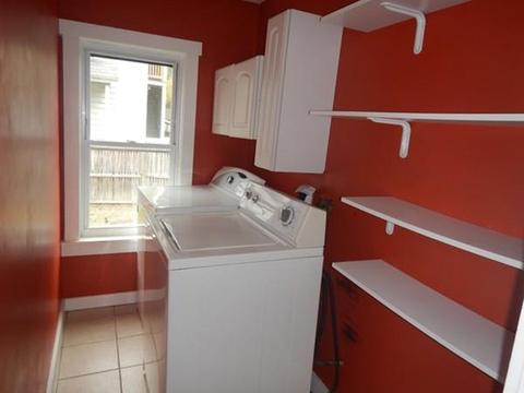 38 Maple St, Chicopee, MA 01020 photo 13