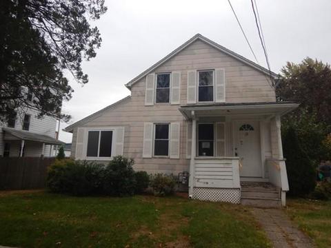 38 Maple St, Chicopee, MA 01020 photo 1