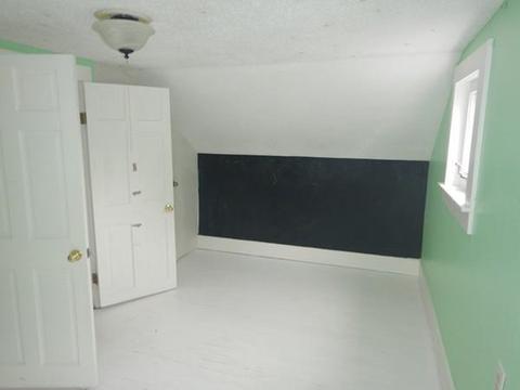 38 Maple St, Chicopee, MA 01020 photo 16