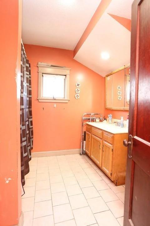 22 Walter St, Chicopee, MA 01013 photo 38