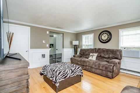 31 Price St, Springfield, MA 01104 photo 7