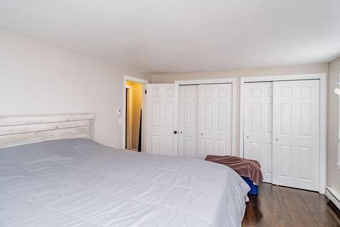 31 Price St, Springfield, MA 01104 photo 11