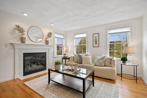 10 Benjamin Ter, Stoneham, MA 02180 photo 1