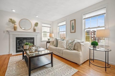 10 Benjamin Ter, Stoneham, MA 02180 photo 3