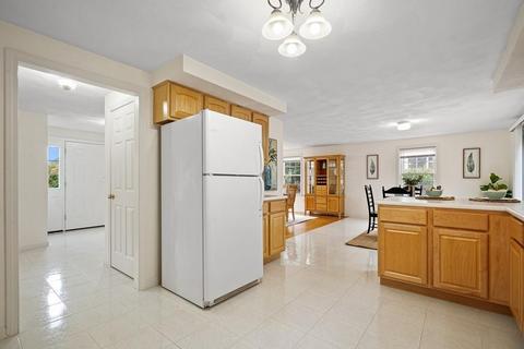 10 Benjamin Ter, Stoneham, MA 02180 photo 15