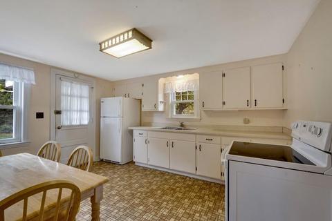 32 Broad St, Walpole, MA 02081 photo 8