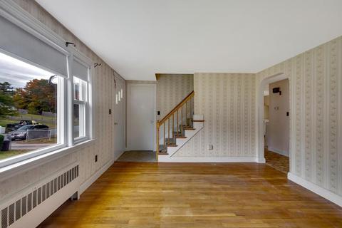 32 Broad St, Walpole, MA 02081 photo 5