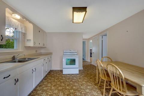 32 Broad St, Walpole, MA 02081 photo 7